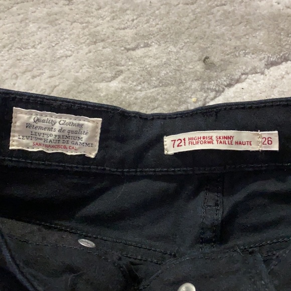 Women’s Jeans - Picture 3 of 4